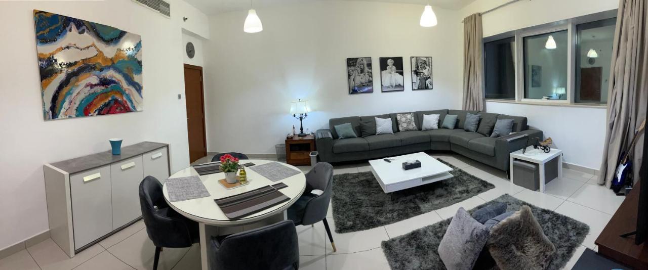 Apartamento Bright Luxury 2Br Aprt Dubai Marina With Balcony Exterior foto