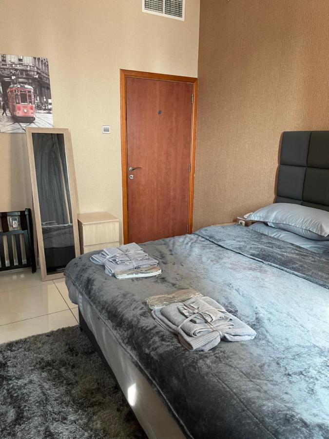 Apartamento Bright Luxury 2Br Aprt Dubai Marina With Balcony Exterior foto