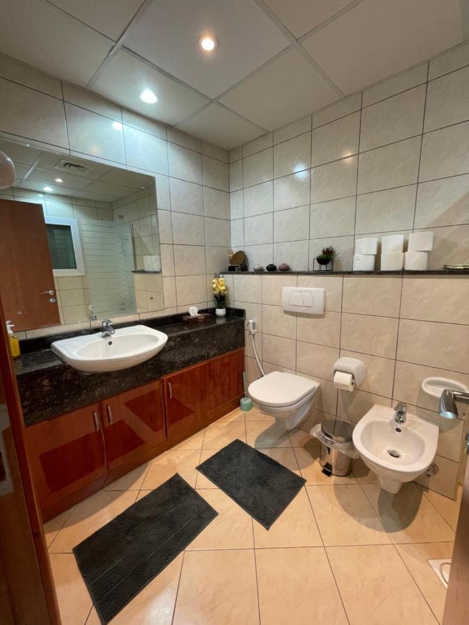 Apartamento Bright Luxury 2Br Aprt Dubai Marina With Balcony Exterior foto