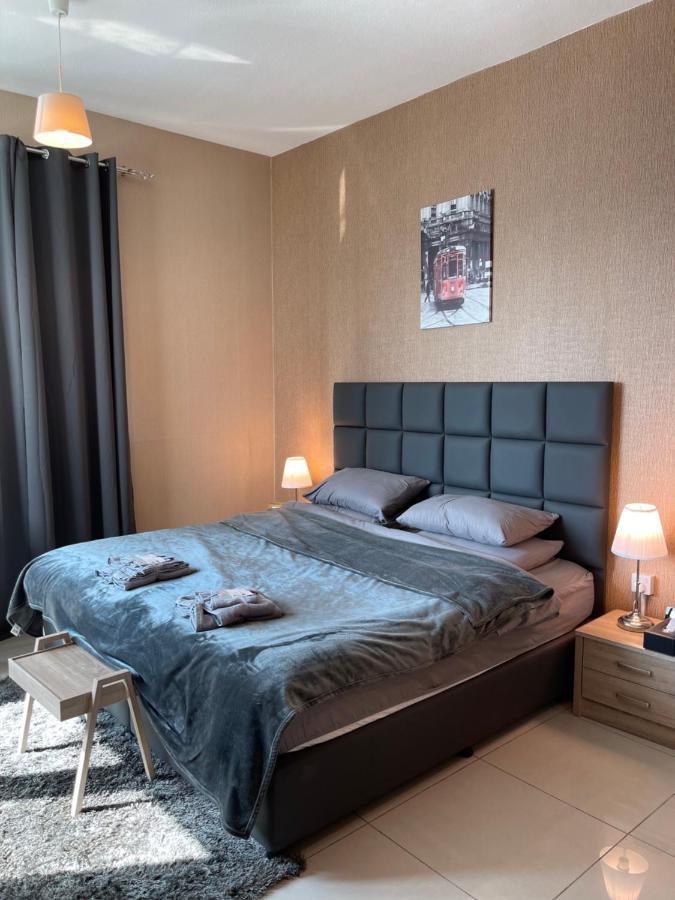 Apartamento Bright Luxury 2Br Aprt Dubai Marina With Balcony Exterior foto