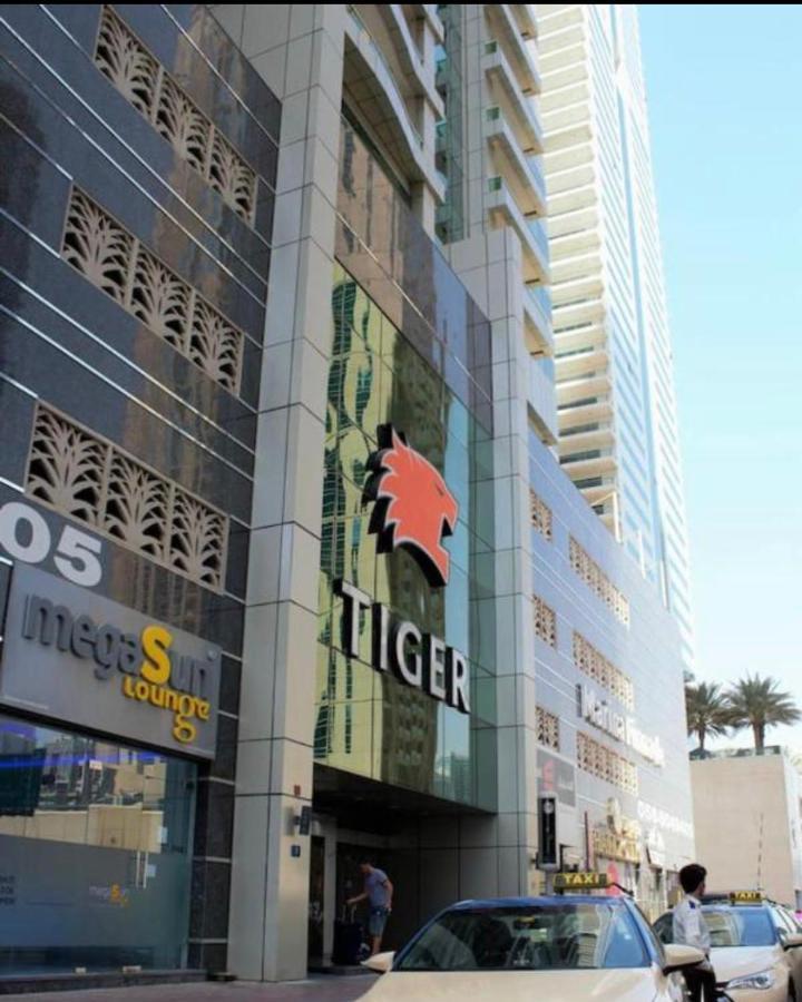 Apartamento Bright Luxury 2Br Aprt Dubai Marina With Balcony Exterior foto
